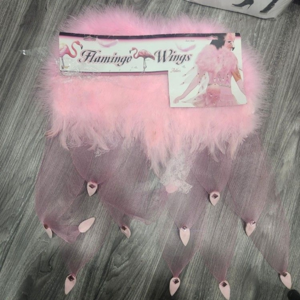 Flamingo Wings